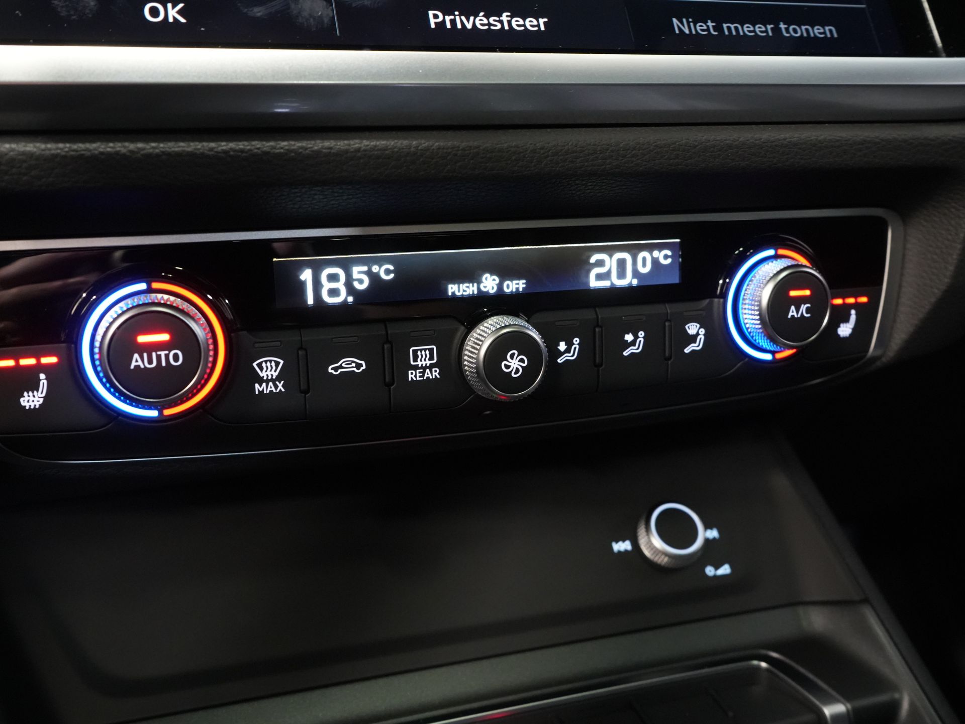 Audi Q3 Sportback SUV 45 TFSI E-Tron 245 pk S-Line Virtual Cockpit/ Pano/ Carplay/ Stoelverw./ PDC/ Trekhaak