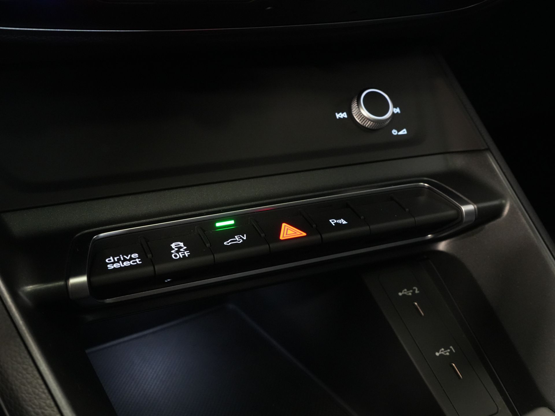 Audi Q3 Sportback SUV 45 TFSI E-Tron 245 pk S-Line Virtual Cockpit/ Pano/ Carplay/ Stoelverw./ PDC/ Trekhaak