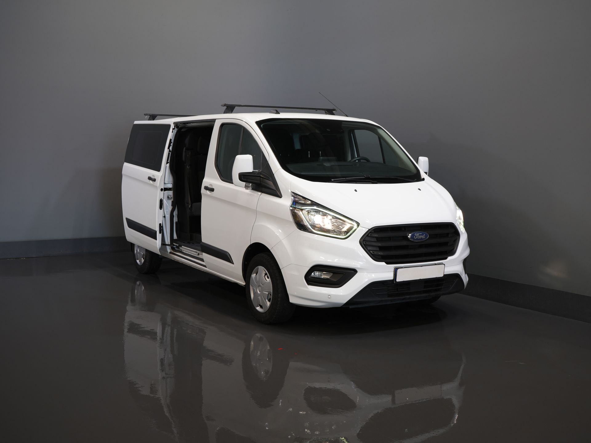Ford Transit Custom Van 2.0 TDCI L2 Trend DC Doppelkabine BPM FREE! Sitzheizung/ Carplay/ 2.7t Anhängevorrichtung/ Navi/ PDC/ Tempomat