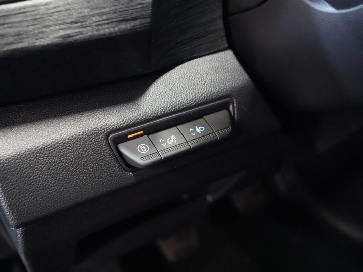 Renault Trafic Van 2.0 dCi 130 к.с. L2 BPM БЕЗКОШТОВНО! DC Double Cab LED/ 2x зсувні двері/ Navi/ Carplay/ Камера/ PDC/ Cruise