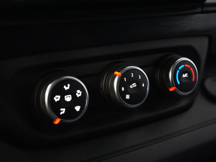Renault Trafic Van 2.0 dCi 130 к.с. L2 BPM БЕЗКОШТОВНО! DC Double Cab LED/ 2x зсувні двері/ Navi/ Carplay/ Камера/ PDC/ Cruise