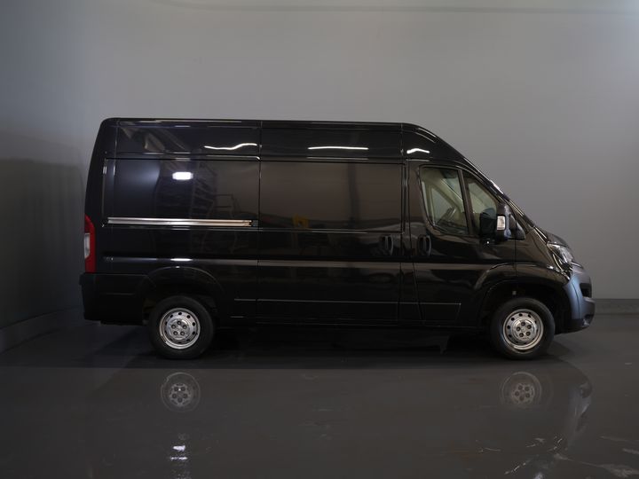 Peugeot Boxer Van 2.2 HDI 120 cv L2H2 Telecamera/ Cruise/ Airco/ Navi/ PDC/ DAB