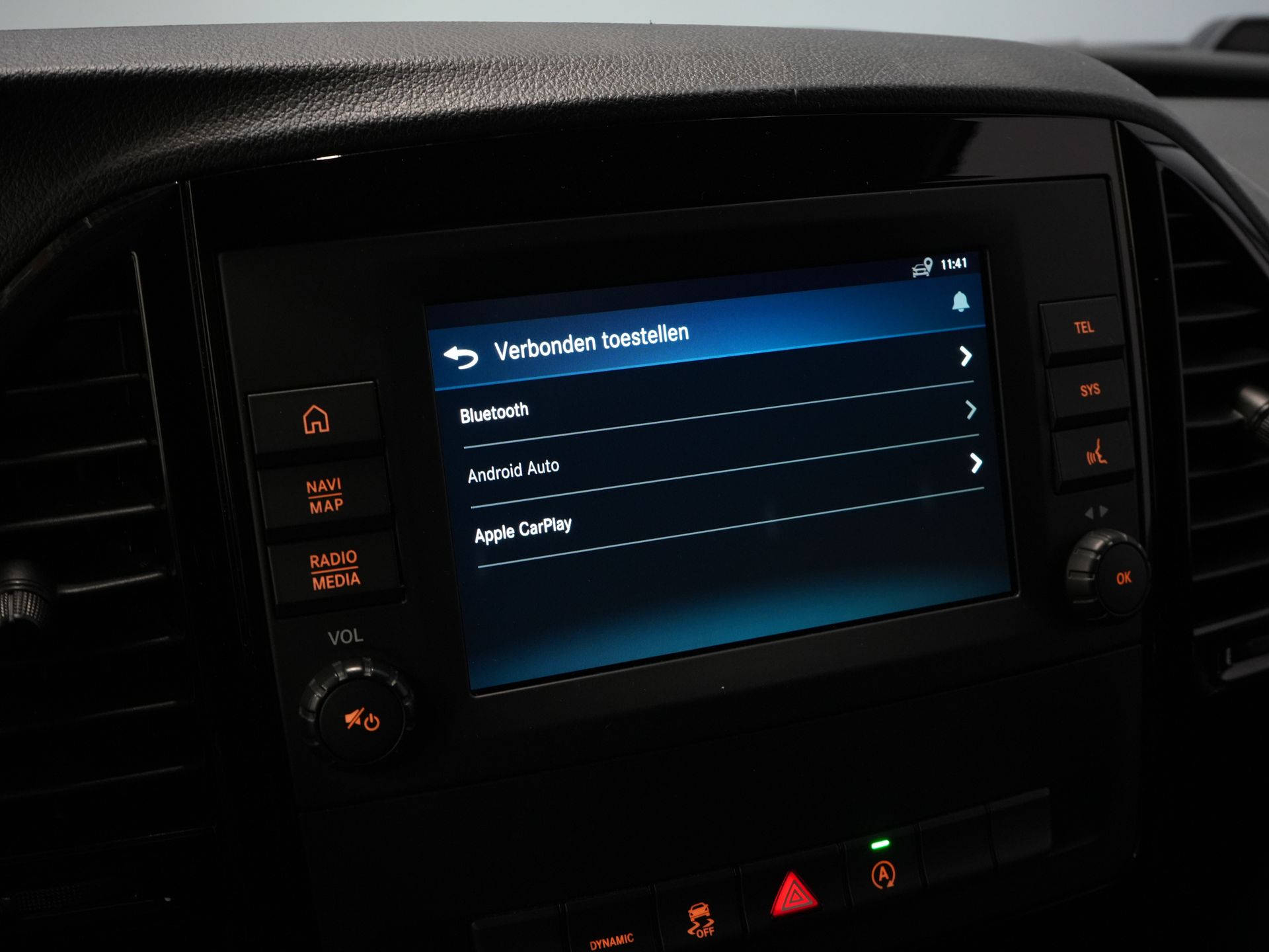 Mercedes-Benz Vito Bestelbus 119 CDI 4Matic L3 Aut. 4x4/ 2.5t Trekverm./ Adapt. Cruise/ LED/ Carplay/ Trekhaak/ Camera