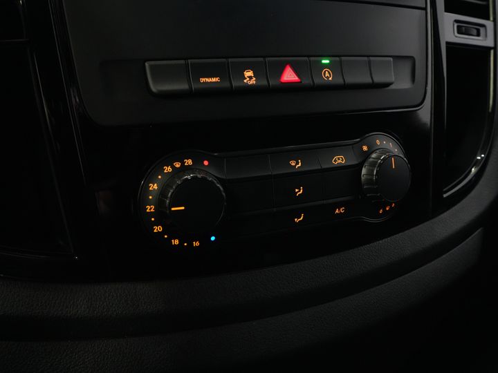 Mercedes-Benz Vito Bestelbus 119 CDI 4Matic L3 Aut. 4x4/ 2.5t Trekverm./ Adapt. Cruise/ LED/ Carplay/ Trekhaak/ Camera