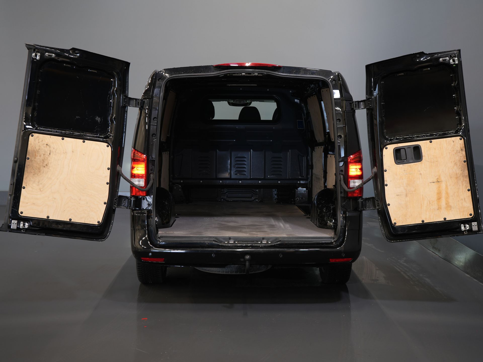 Mercedes-Benz Vito Van 119 CDI 4Matic L3 авт. 4х4/ 2.5т буксир м./ адапт. Круїз/ LED/ Сигналізація/ Carplay/ Фаркоп/ Камера