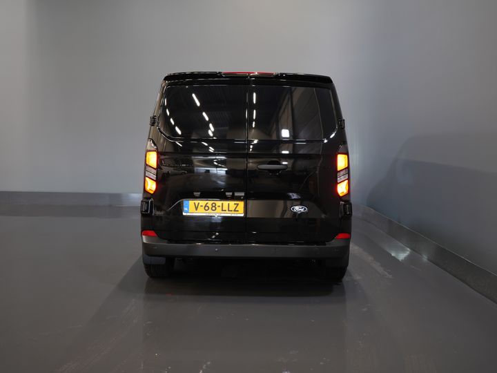 Ford Transit Custom Bestelbus 2.0 TDCI 150 pk L2 Trend DC Dubbel Cabine BPM VRIJ! Garantie 5J of 200.000km/ Adapt.Cruise/ 2xSchuifdeur/ LED/ Navi/ Stoelverw./