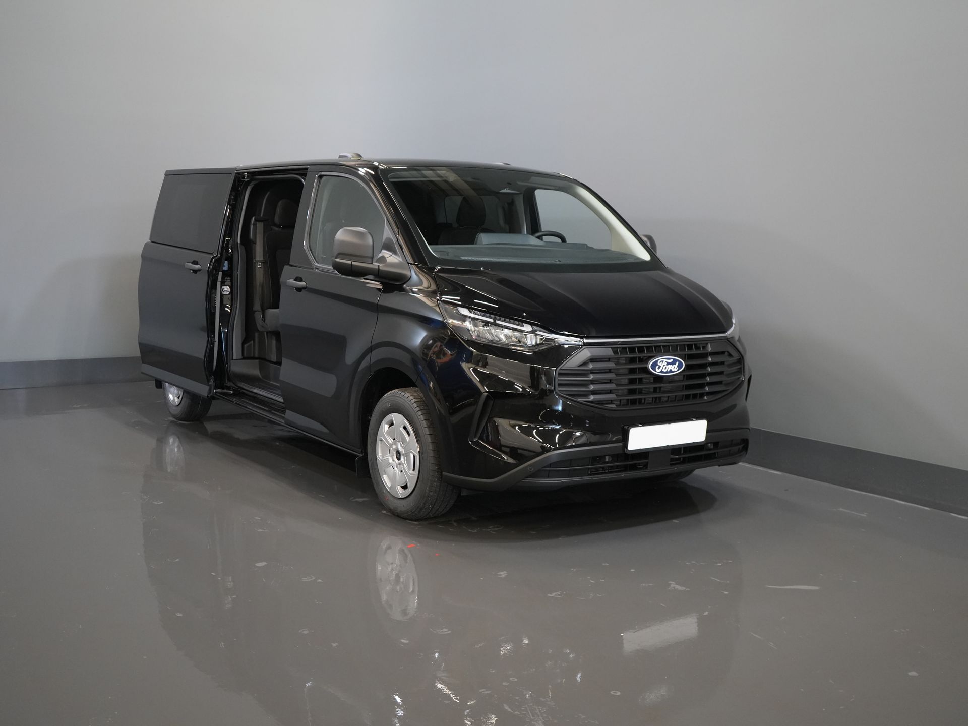 Ford Transit Custom Bestelbus 2.0 TDCI 150 pk Trend DC Dubbel Cabine BPM VRIJ! Garantie 5J of 200.000km/ Adapt.Cruise/ 2xSchuifdeur/ LED/ Navi/ Stoelverw./ Vi