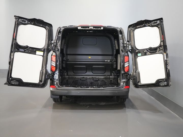 Ford Transit Custom Bestelbus 2.0 TDCI 150 pk Trend DC Dubbel Cabine BPM VRIJ! Garantie 5J of 200.000km/ Adapt.Cruise/ 2xSchuifdeur/ LED/ Navi/ Stoelverw./ Vi