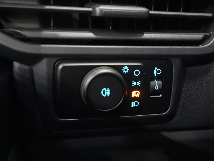 Ford Transit Custom Bestelbus 2.0 TDCI 150 pk L2 Trend DC Dubbel Cabine BPM VRIJ! Garantie 5J of 200.000km/ Adapt.Cruise/ 2xSchuifdeur/ LED/ Navi/ Stoelverw./