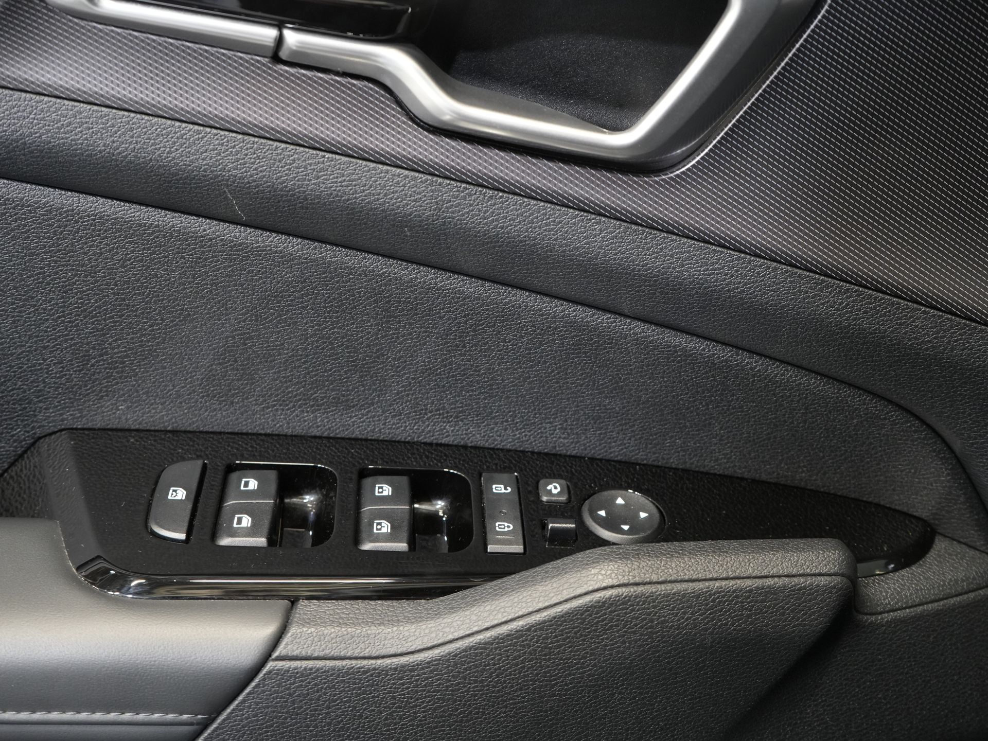 Kia Sportage SUV 1.6 T-GDi PHEV AWD DynamicLine LED/ Virtual Cockpit/ Adapt.Cruise/ 19