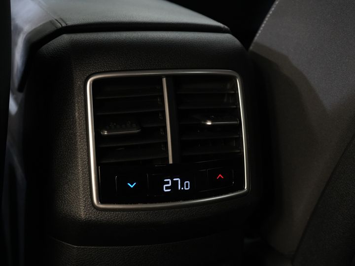 Kia Sportage SUV 1.6 T-GDi PHEV AWD DynamicLine LED/ Virtual Cockpit/ Adapt.Cruise/ 19