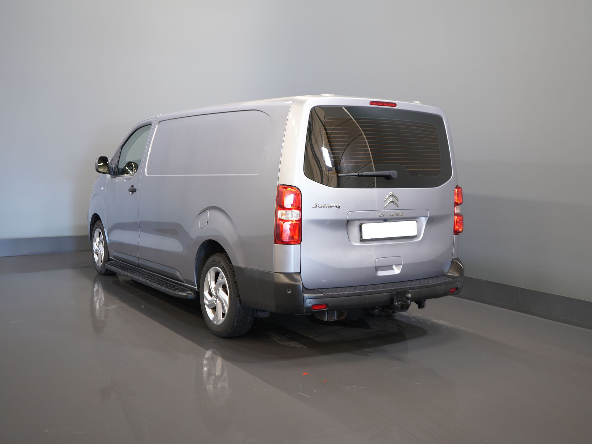 Citroën Jumpy Van 2.0 HDI 180 ch Aut. L3 DB Belt VV/ Carplay/ 2.5t Towing device/ Camera/ PDC/ Seatverw./ 17