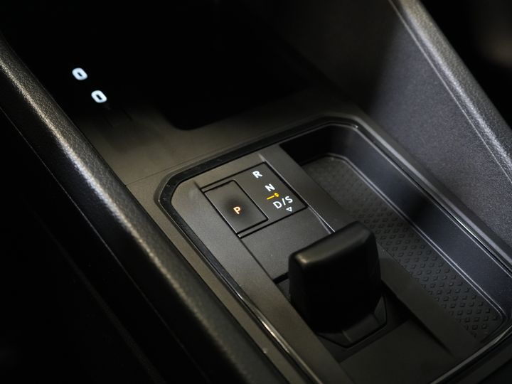 Volkswagen Caddy Cargo Furgone 1.5 TSI 115 CV DSG Aut. BENZINA LED/ Adapt.Cruise/ Climatizzatore/ Sedili riscaldabili/ Navigatore/ Telecamera/ Gancio di traino