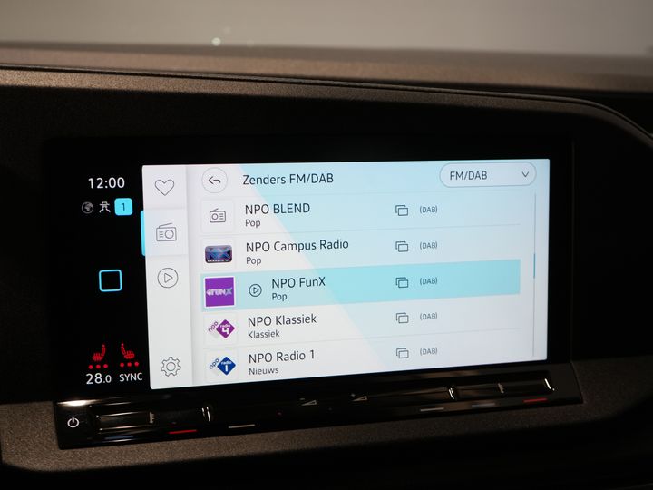 Volkswagen Caddy Cargo Furgone 1.5 TSI 115 CV DSG Aut. BENZINA LED/ Adapt.Cruise/ Climatizzatore/ Sedili riscaldabili/ Navigatore/ Telecamera/ Gancio di traino