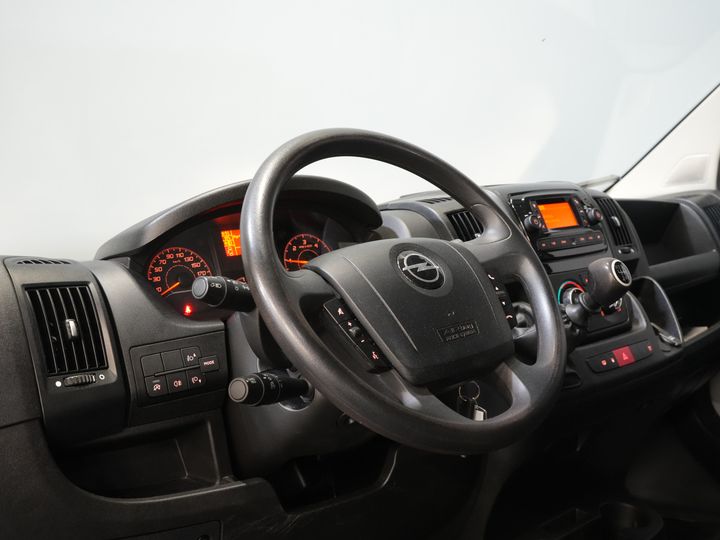 Opel Movano Відкрита вантажна платформа 2.2 140 к.с. DC Double Cab Відкрита вантажна платформа/ 7 чол./ 2.5т Trekverm./ Cruise/ Airco/ 288x215x35/ Самовивіз