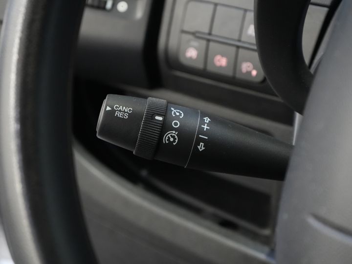 Opel Movano Відкрита вантажна платформа 2.2 140 к.с. DC Double Cab Відкрита вантажна платформа/ 7 чол./ 2.5т Trekverm./ Cruise/ Airco/ 288x215x35/ Самовивіз