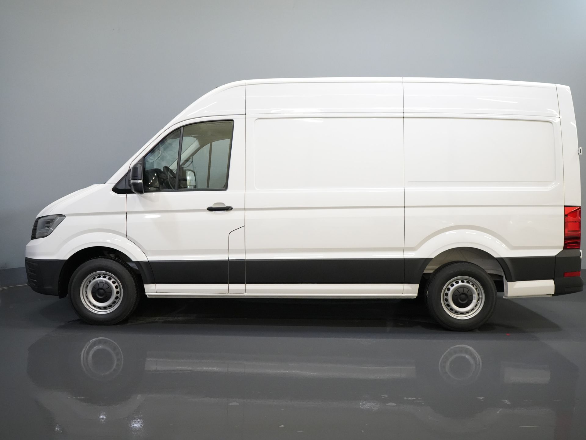 Volkswagen Crafter Van 35 2.0 TDI 140 к.с. DSG Aut. L3H3 BPM FREE/ LED/ Віртуальний кокпіт/ Камера/ Круїз/ Carplay/ Gev.Stoel