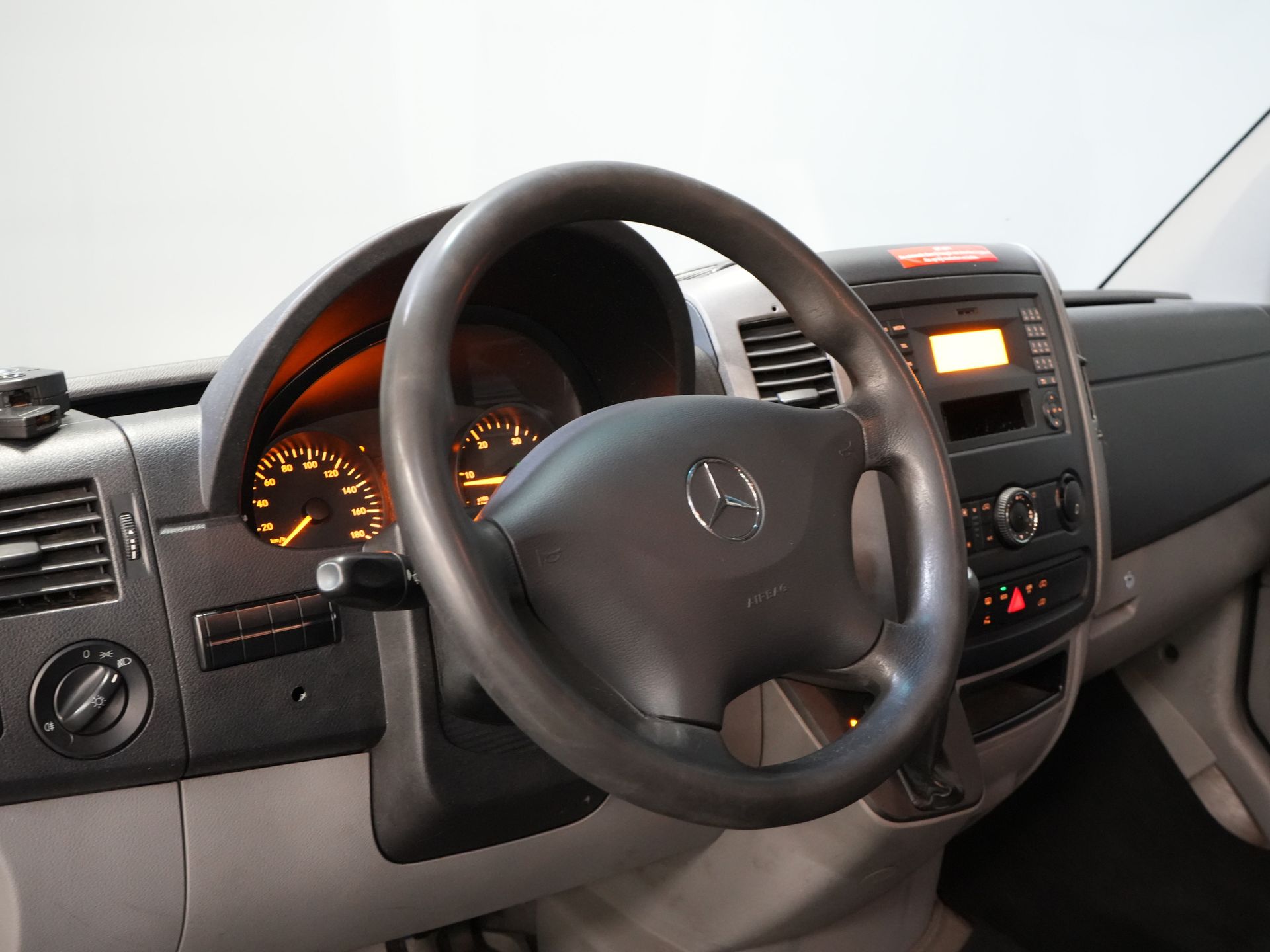 Mercedes-Benz Sprinter Пасажирський транспорт 213 2.2 CDI Авт. L2H2 9 Пасажирський ЕКСПОРТ Вкл. ПДВ та мито €13 915,- Airco/ PDC V+A/ бічні та задній бампер