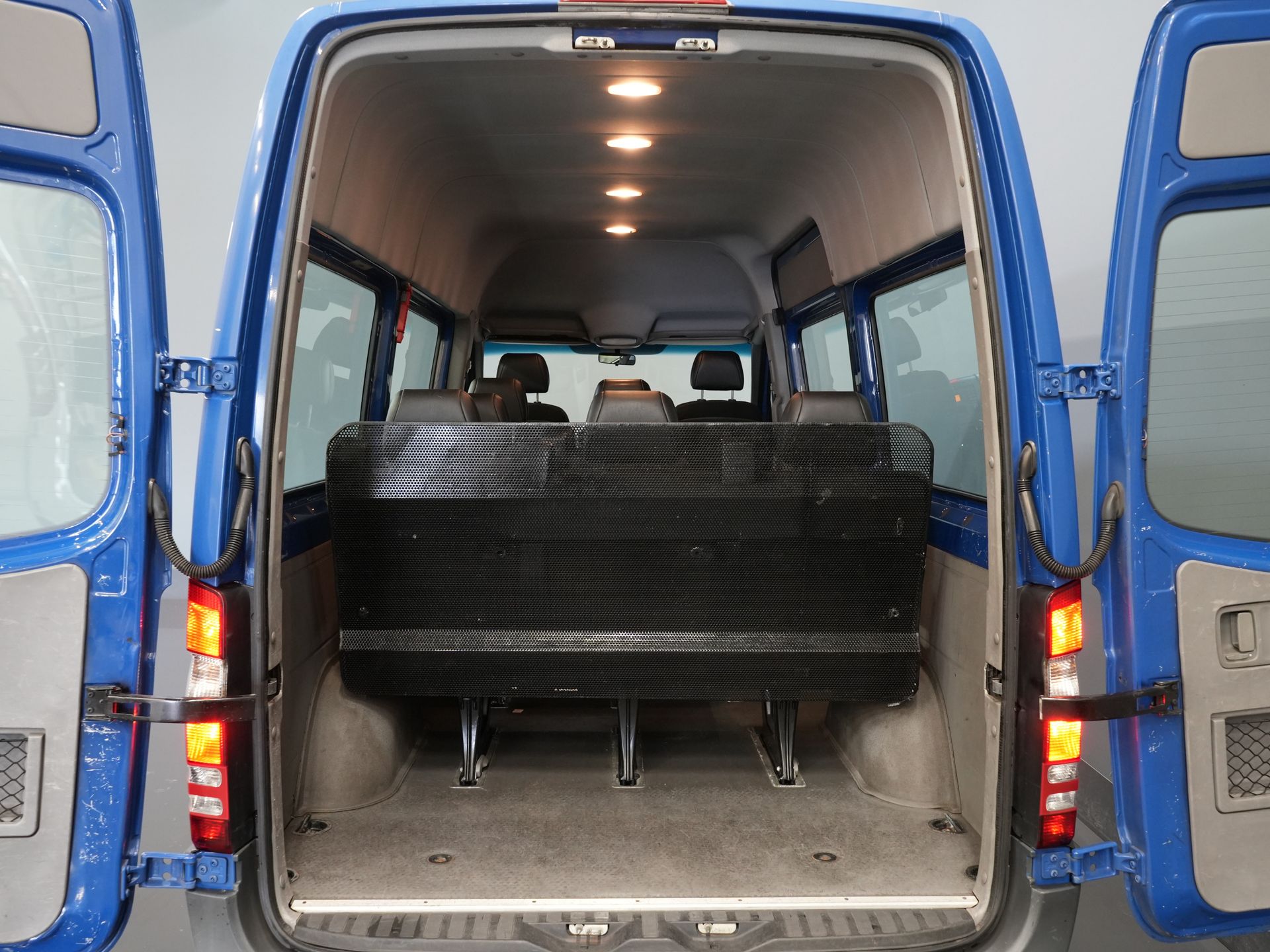 Mercedes-Benz Sprinter Пасажирський транспорт 213 2.2 CDI Авт. L2H2 9 Пасажирський ЕКСПОРТ Вкл. ПДВ та мито €13 915,- Airco/ PDC V+A/ бічні та задній бампер