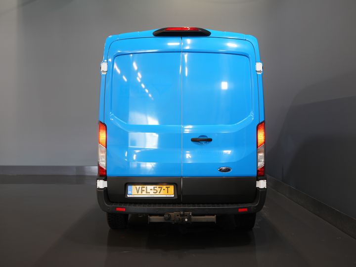 Ford Transit Bestelbus 350 2.0 TDCI 130 pk L3H2 Trend EXPORT ONLY Carplay/ Stoelverw./ 2,8T Trekverm./ Trekhaak/ Navi/ Airco