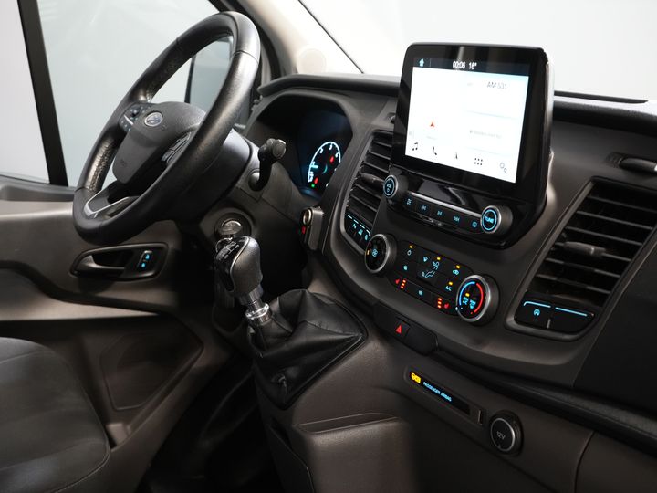 Ford Transit Bestelbus 350 2.0 TDCI 130 pk L3H2 Trend EXPORT ONLY Carplay/ Stoelverw./ 2,8T Trekverm./ Trekhaak/ Navi/ Airco