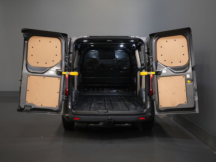 Ford Transit Custom Bestelbus 320 2.0 TDCI 130 pk Aut. L2 Trend Weinig Km/ Carplay/ Cruise/ Airco/ Camera/ PDC V+A/ Trekhaak