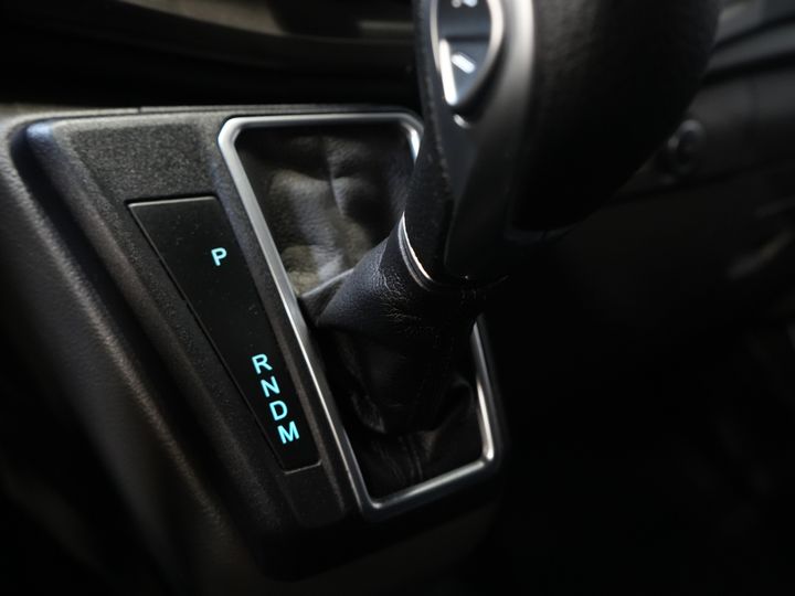 Ford Transit Custom Bestelbus 320 2.0 TDCI 130 pk Aut. L2 Trend Weinig Km/ Carplay/ Cruise/ Airco/ Camera/ PDC V+A/ Trekhaak