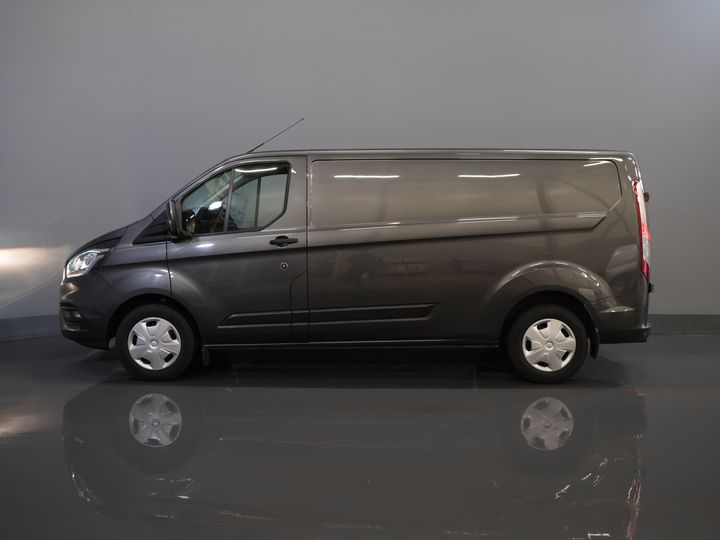 Ford Transit Custom Bestelbus 320 2.0 TDCI 130 pk Aut. L2 Trend Weinig Km/ Carplay/ Cruise/ Airco/ Camera/ PDC V+A/ Trekhaak