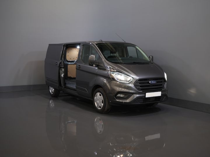 Ford Transit Custom Bestelbus 320 2.0 TDCI 130 pk Aut. L2 Trend Weinig Km/ Carplay/ Cruise/ Airco/ Camera/ PDC V+A/ Trekhaak