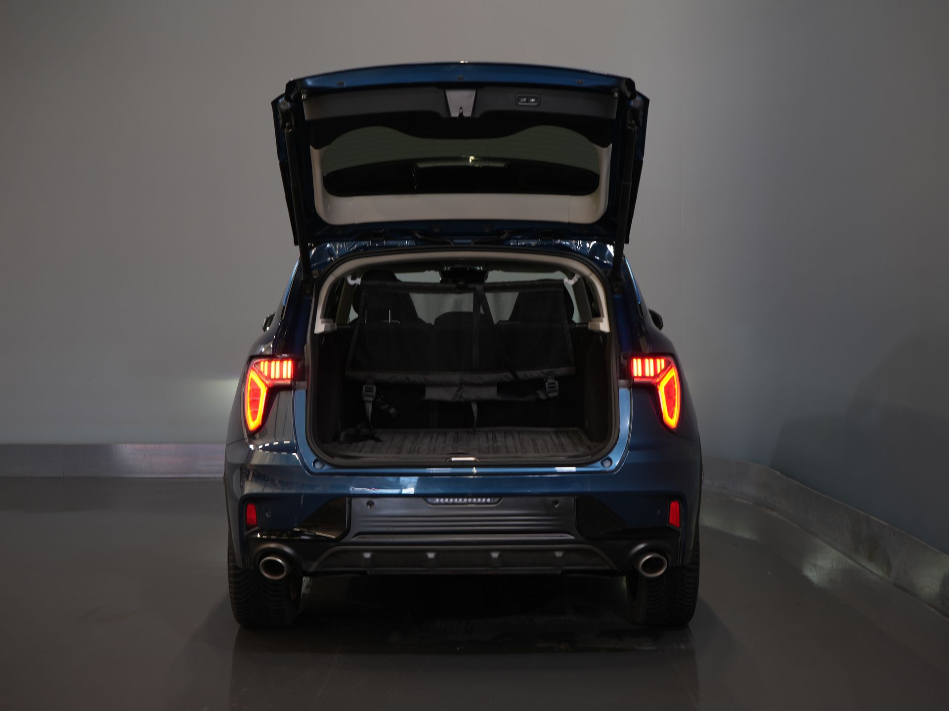 Lynk & Co 01 SUV Pano/ LED/ Adapt.Cruise/ Elektryczna klapa/ Mem.Stoel/ Keyless/ Carplay/ Navi/ Podgrzewane fotele/ Klimatyzacja/ 20'' LMV