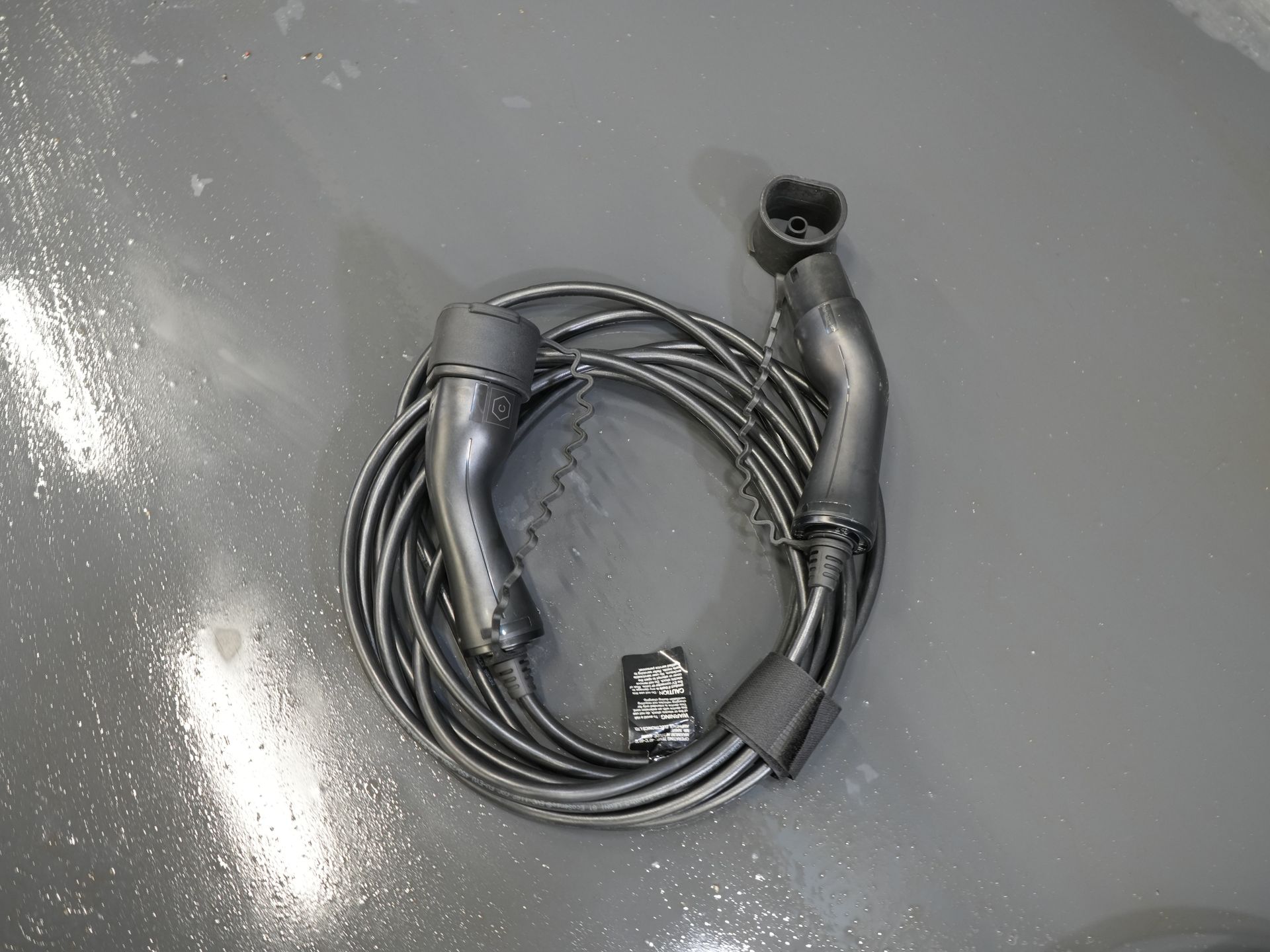 Lynk & Co 01 SUV Pano/ LED/ Adapt.Cruise/ Elektryczna klapa/ Mem.Stoel/ Keyless/ Carplay/ Navi/ Podgrzewane fotele/ Klimatyzacja/ 20'' LMV