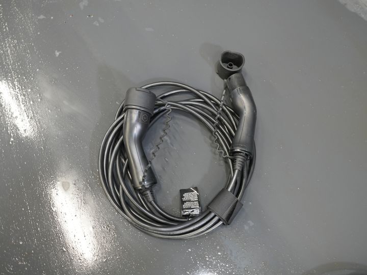 Lynk & Co 01 SUV Pano/ LED/ Adapt.Cruise/ Elektryczna klapa/ Mem.Stoel/ Keyless/ Carplay/ Navi/ Podgrzewane fotele/ Klimatyzacja/ 20'' LMV