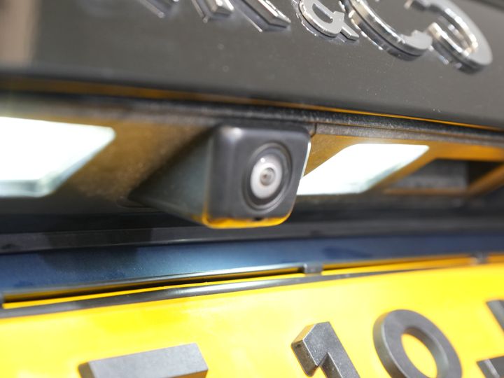 Lynk & Co 01 SUV Pano/ LED/ Adapt.Cruise/ Elektryczna klapa/ Mem.Stoel/ Keyless/ Carplay/ Navi/ Podgrzewane fotele/ Klimatyzacja/ 20'' LMV