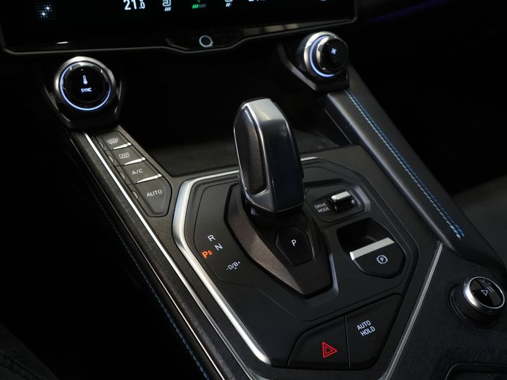 Lynk & Co 01 SUV Pano/ LED/ Adapt.Cruise/ Elektryczna klapa/ Mem.Stoel/ Keyless/ Carplay/ Navi/ Podgrzewane fotele/ Klimatyzacja/ 20'' LMV