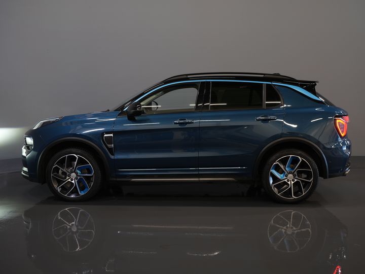 Lynk & Co 01 SUV Pano/ LED/ Adapt.Cruise/ Elektryczna klapa/ Mem.Stoel/ Keyless/ Carplay/ Navi/ Podgrzewane fotele/ Klimatyzacja/ 20'' LMV