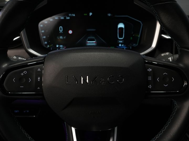 Lynk & Co 01 SUV Pano/ LED/ Adapt.Cruise/ Elektryczna klapa/ Mem.Stoel/ Keyless/ Carplay/ Navi/ Podgrzewane fotele/ Klimatyzacja/ 20'' LMV