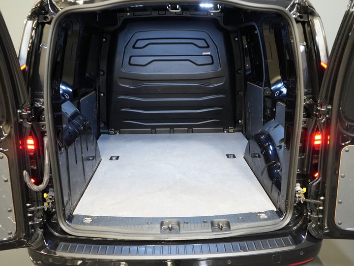 Volkswagen Caddy Cargo Bestelbus 2.0 TDI 125 pk DSG Aut. BPM VRIJ! Black Edition/ LED/ Virtual Cockpit/ Leder/ Adapt. Cruise/ Carplay/ Stoelverw./ Camera