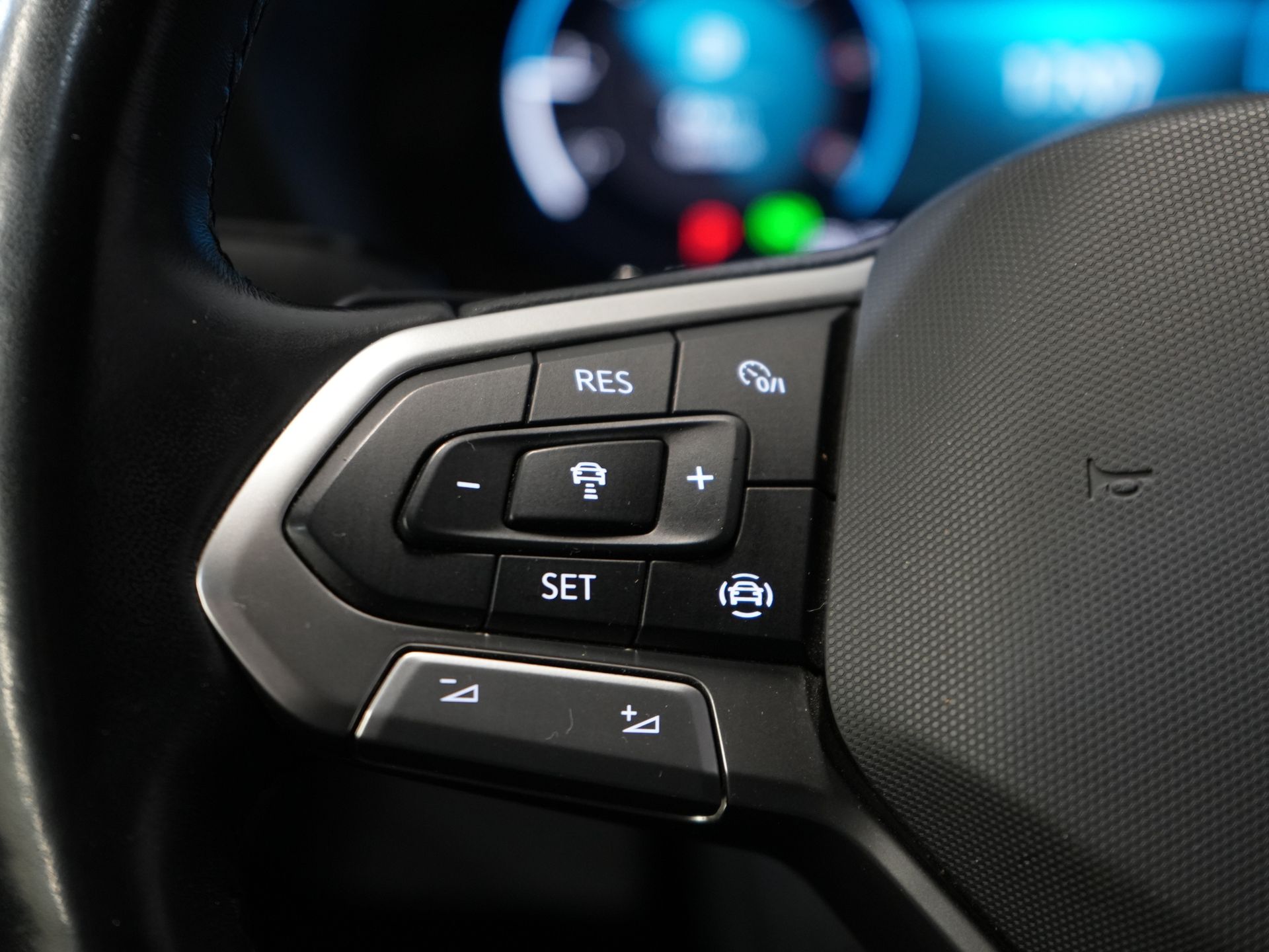 Volkswagen Caddy Cargo Bestelbus 2.0 TDI 125 pk DSG Aut. BPM VRIJ! Black Edition/ LED/ Virtual Cockpit/ Leder/ Adapt. Cruise/ Carplay/ Stoelverw./ Camera