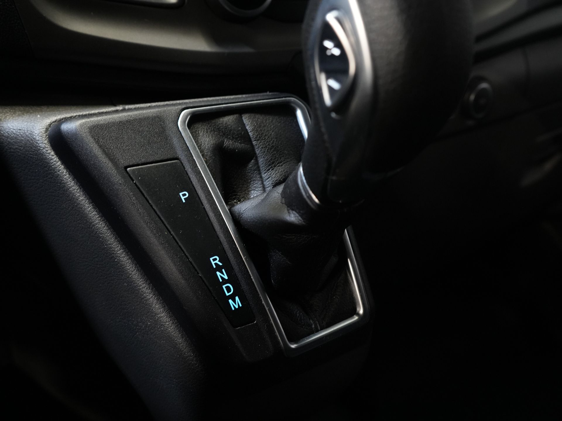 Ford Transit Custom Van 2.0 TDCI 130 hp Aut. L2 Carplay/ Airco/ Cruise/ Kamera/ PDC V+A/ DAB