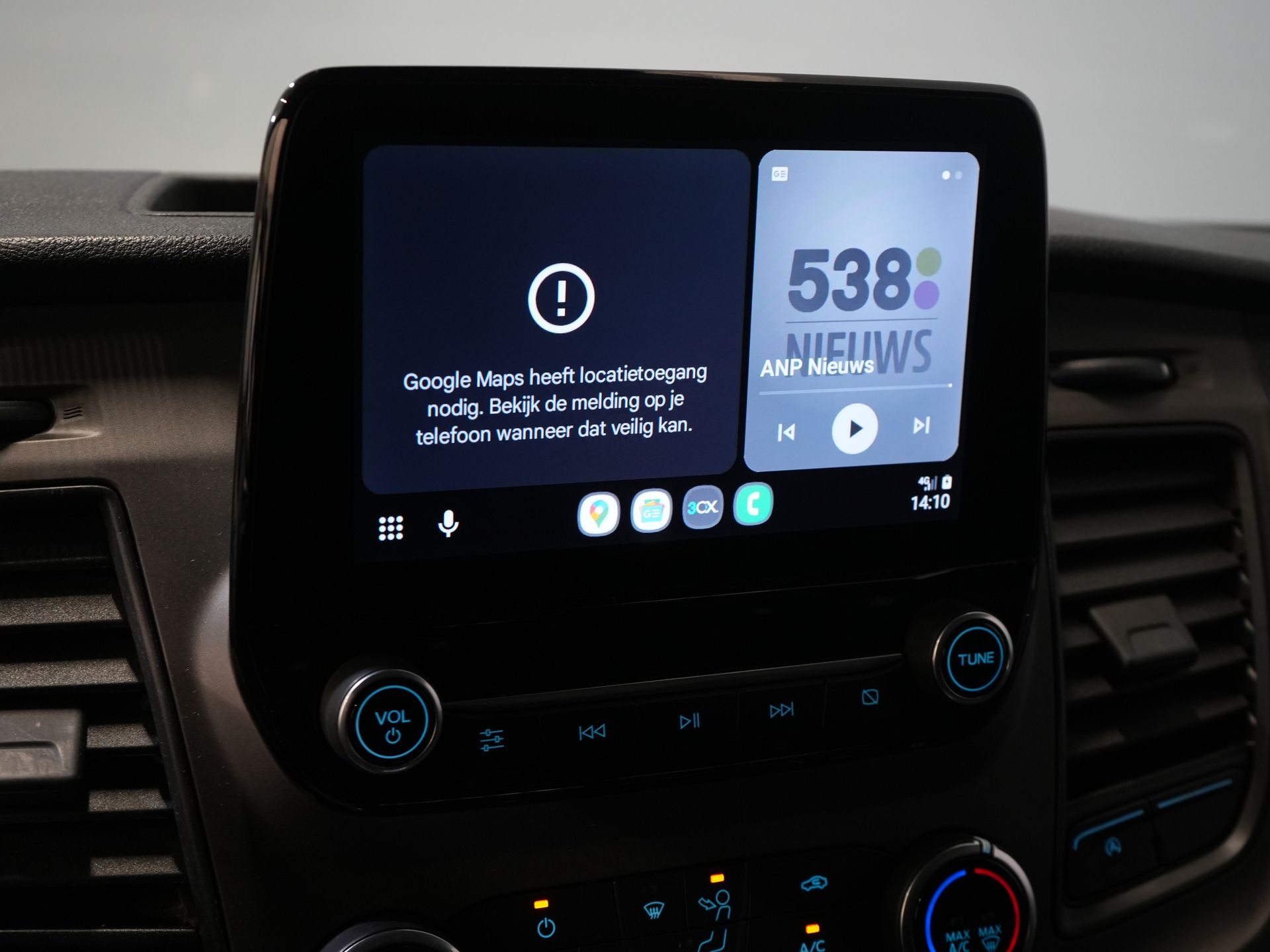 Ford Transit Custom Bestelbus 2.0 TDCI 130 pk Aut. L2 Carplay/ Airco/ Cruise/ Camera/ PDC V+A/ DAB