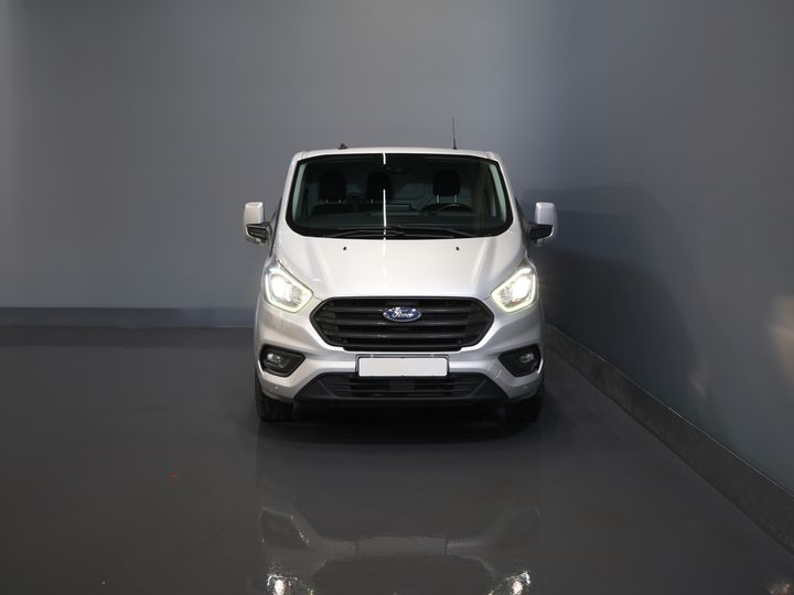 Ford Transit Custom Bestelbus 2.0 TDCI 130 pk Aut. L2 Carplay/ Airco/ Cruise/ Camera/ PDC V+A/ DAB