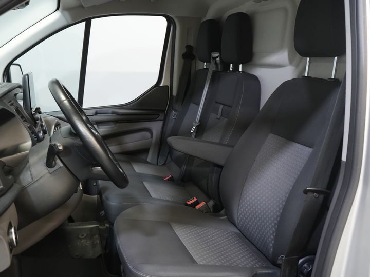 Ford Transit Custom Bestelbus 2.0 TDCI 130 pk Aut. L2 Carplay/ Airco/ Cruise/ Camera/ PDC V+A/ DAB