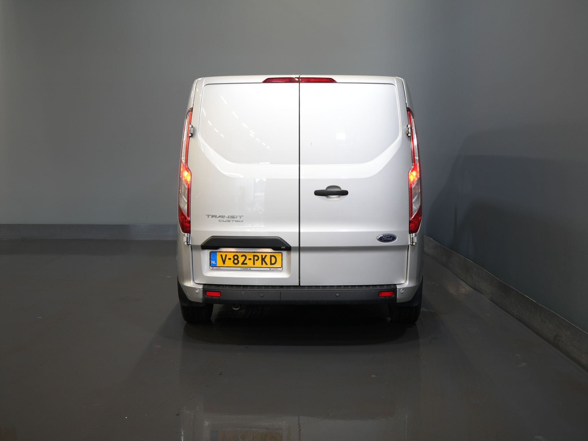 Ford Transit Custom Van 2.0 TDCI 130 hp Aut. L2 Carplay/ Airco/ Cruise/ Kamera/ PDC V+A/ DAB