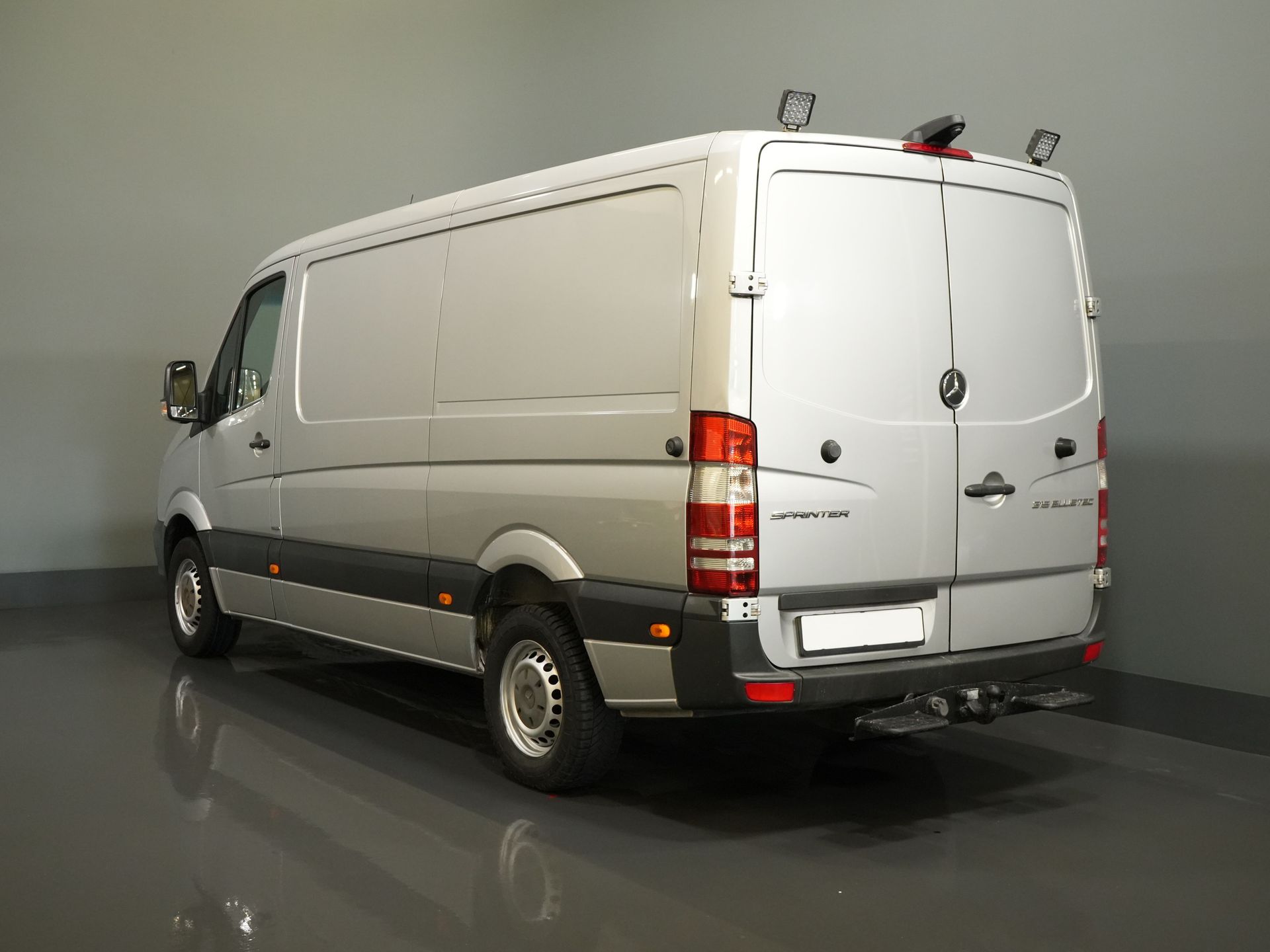 Mercedes-Benz Sprinter Van 319 3.0 V6 EURO6 L2 EXPORT ONLY 3.5t Trekverm./ Gev.Stoel/ Stoelverw./ Camera/ Cruise/ Navi/ Airco/ Towing hook