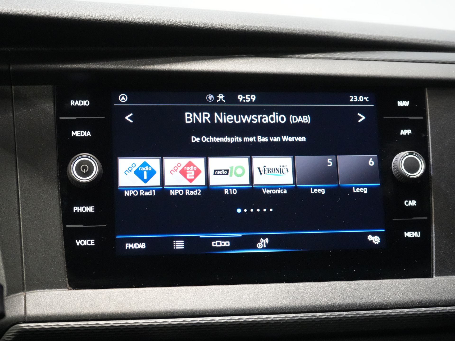 Volkswagen Transporter Van 2.0 TDI L2 BPM БЕЗКОШТОВНО! NL Car/ Carplay/ Cruise/ Airco/ Navi/ PDC