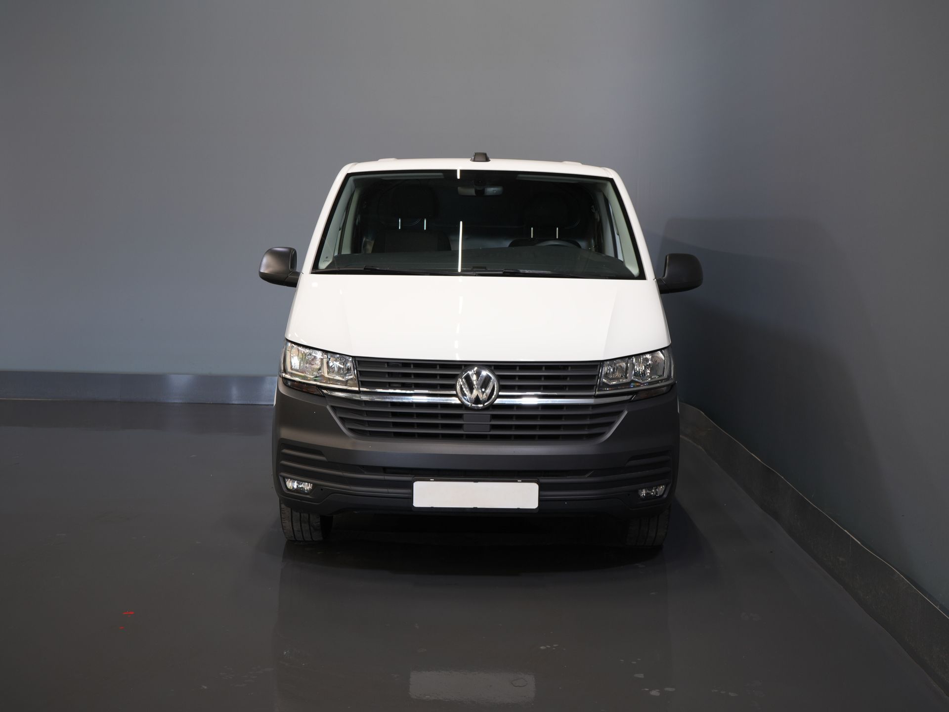 Volkswagen Transporter Van 2.0 TDI L2 BPM БЕЗКОШТОВНО! NL Car/ Carplay/ Cruise/ Airco/ Navi/ PDC