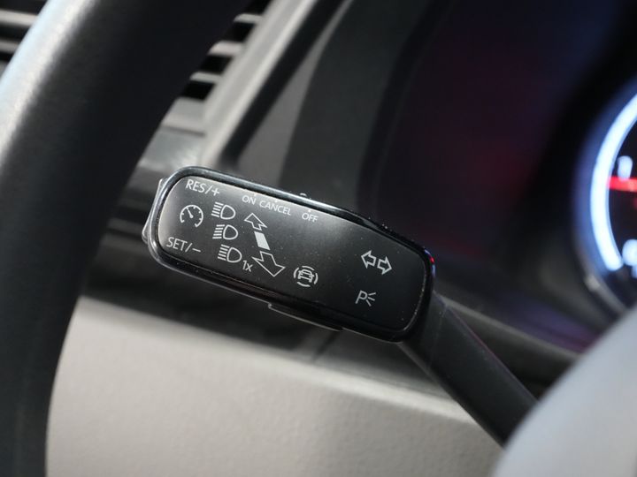 Volkswagen Transporter Van 2.0 TDI L2 BPM БЕЗКОШТОВНО! NL Car/ Carplay/ Cruise/ Airco/ Navi/ PDC