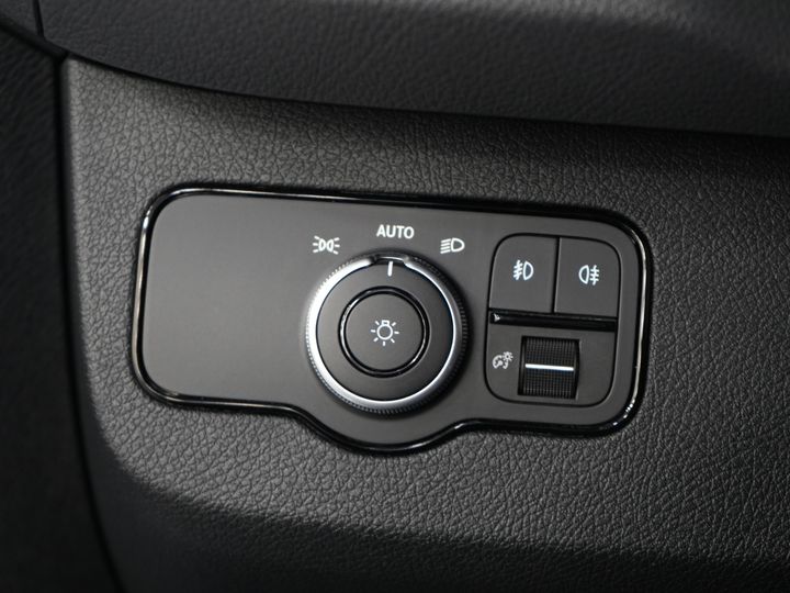 Mercedes-Benz Sprinter Bestelbus 317 CDI Aut. L2H2 3.5t Trekverm./ LED/ Gev.Stoel/ 270 Gr.Deuren/ Stoelverw./ Navi/ Camera/ PDC/ Cruise/ Airco