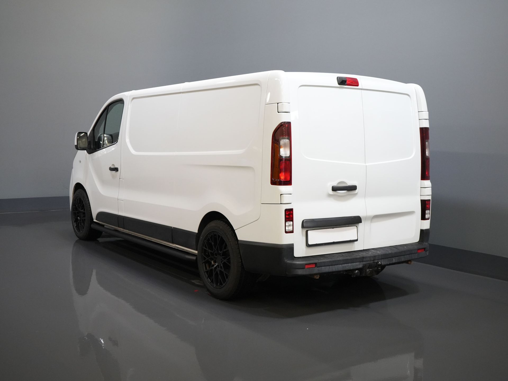 Renault Trafic Van 2.0 dCi 145 cv Aut. L2 LED/ 18