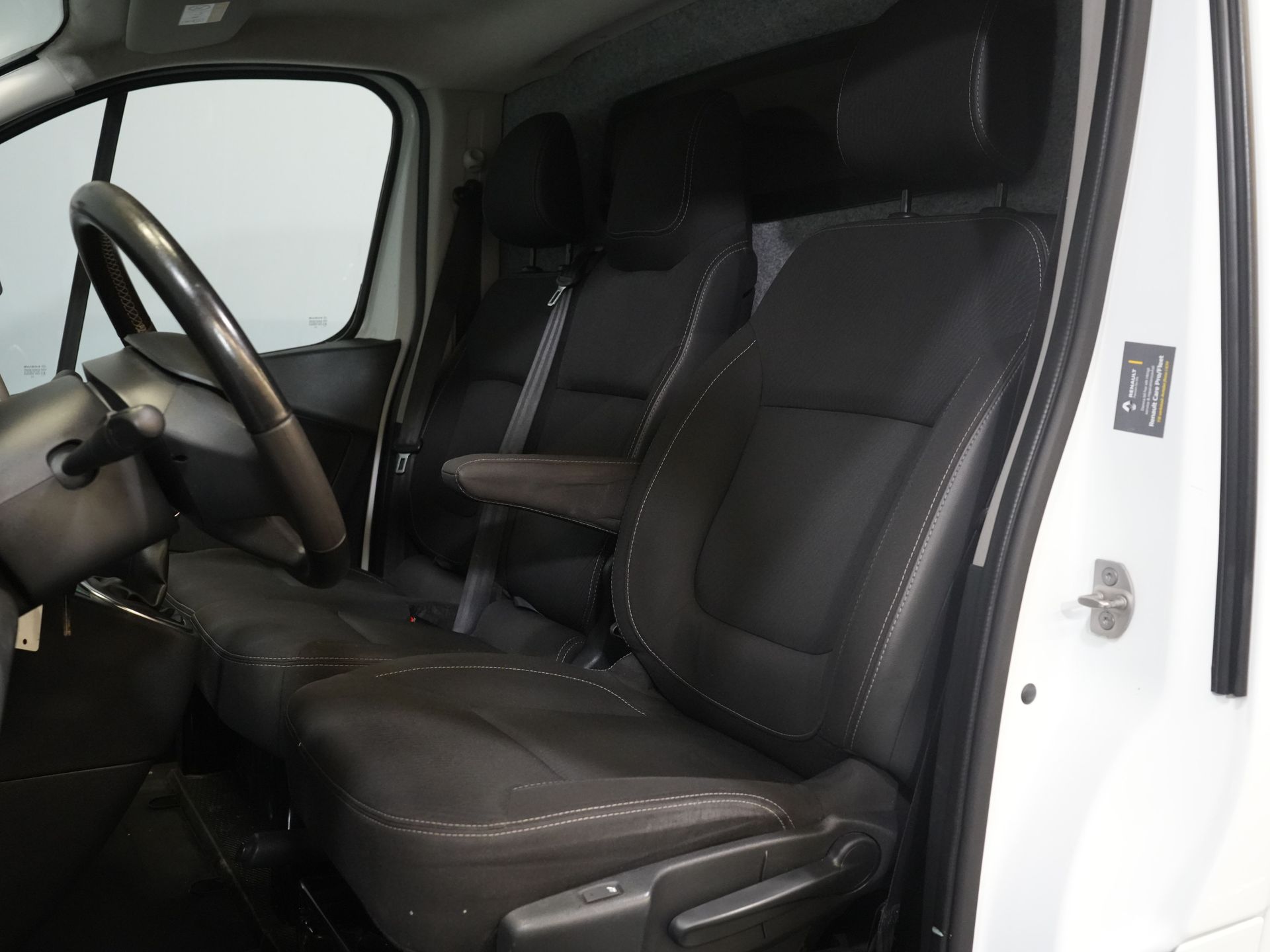 Renault Trafic Van 2.0 dCi 145 cv Aut. L2 LED/ 18